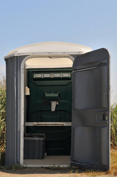 Best Emergency porta potty rental  in Okanogan, WA
